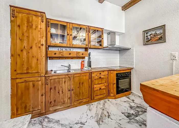 Chateau Du Chatelard | Unique Montreux