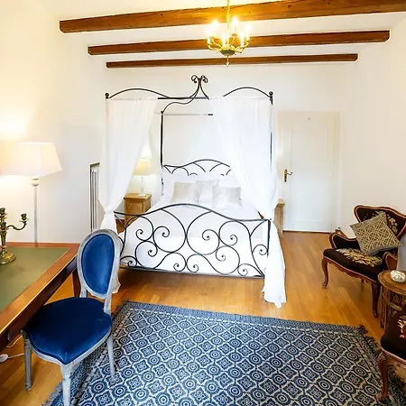 Chateau Du Chatelard | Unique Apartament Montreux